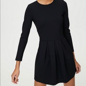 RELIST Aritzia Sunday Best Tartine Dress in Black Size 2